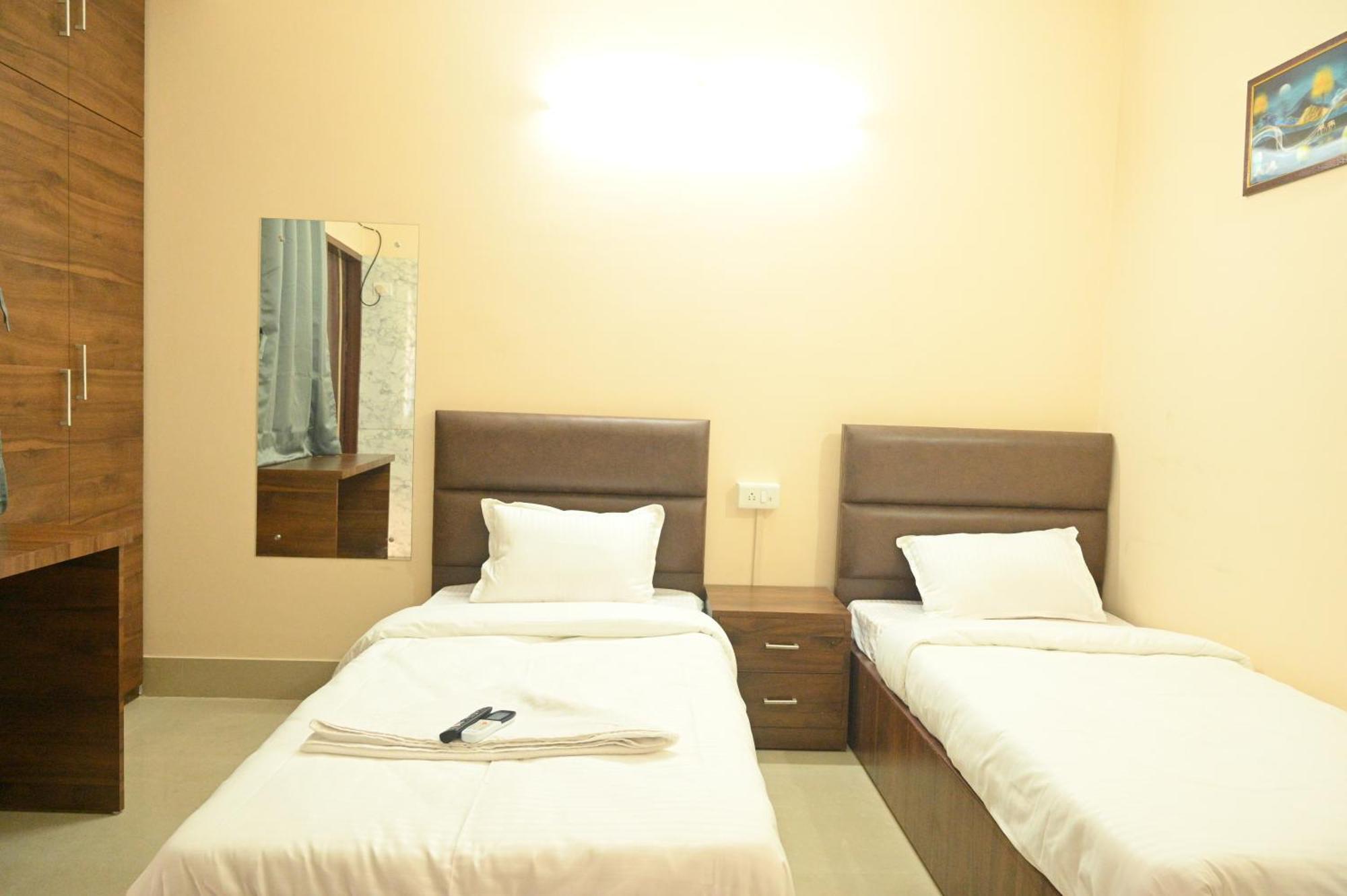 גווהטי Sunflower Guest House מראה חיצוני תמונה